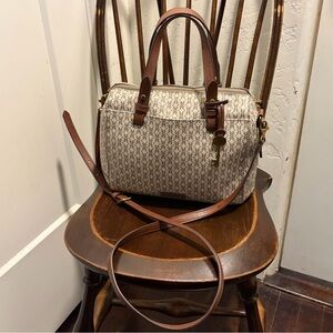 FOSSIL Rachel Satchel Handbag Signature Pebbled Leather Crossbody